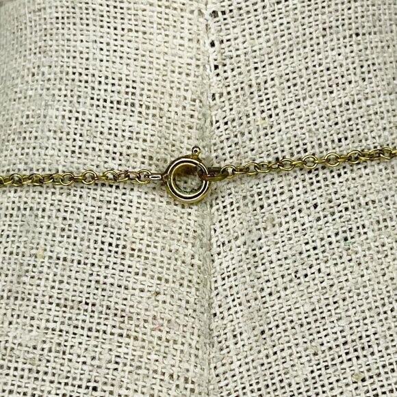 Gold Tone Dainty Chain Link Snowflake Star Pendant Necklace - Picture 4 of 5